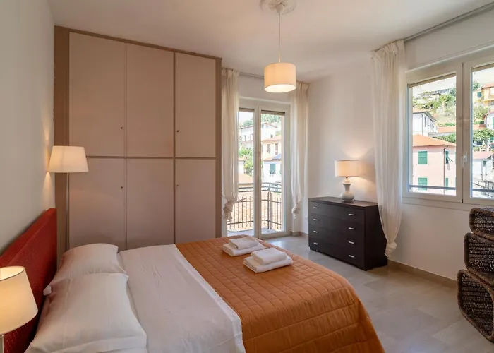 Guesthost - Lovely Sea View With Terrace And Balcony